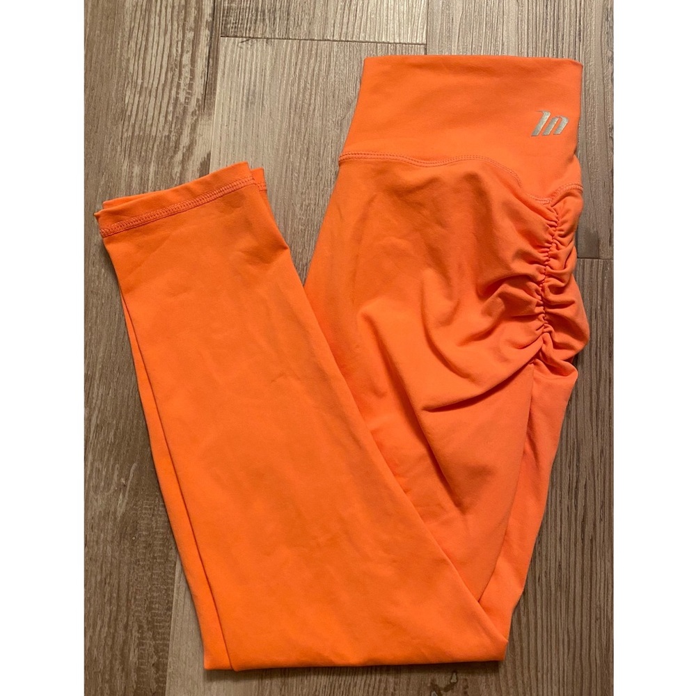 MN Leggings